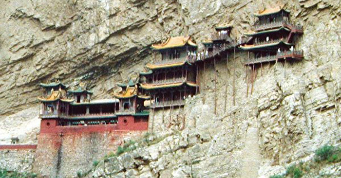 Chùa Huyền Không: Ngôi chùa lơ lửng trên vách núi