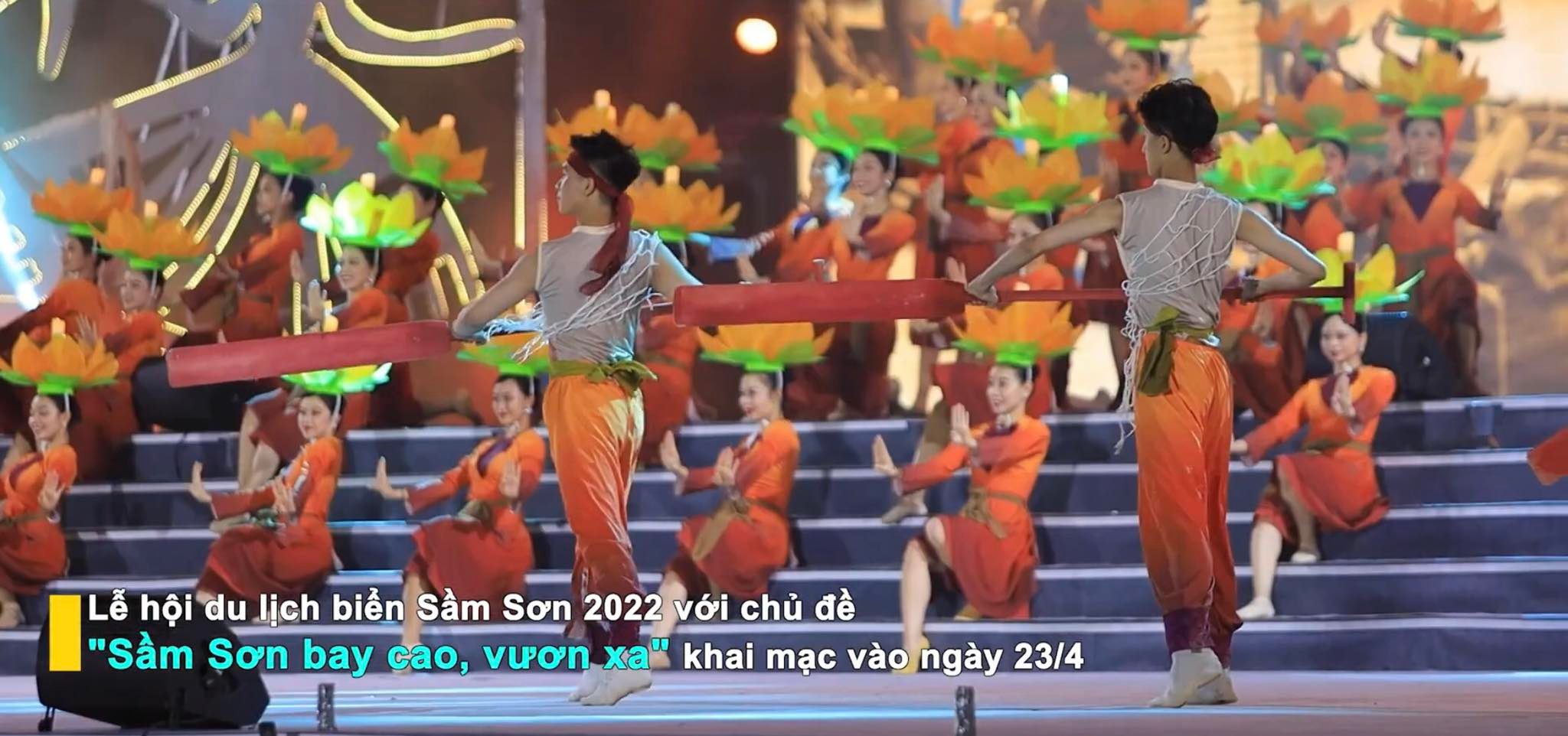 Đón nhiều khách nhất trong 6 tháng, du lịch Sầm Sơn hè này đặc biệt như thế nào?