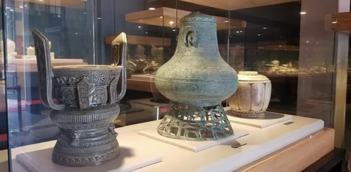 Hải Phòng: Trưng bày 18 bảo vật quốc gia cùng nhiều hiện vật cổ