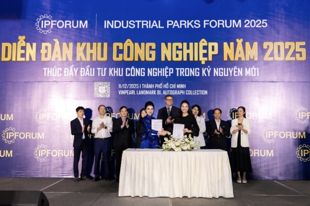 Việt Nam lần đầu tổ chức Triển l&atilde;m Th&agrave;nh tựu Khu c&ocirc;ng nghiệp quy m&ocirc; to&agrave;n cầu