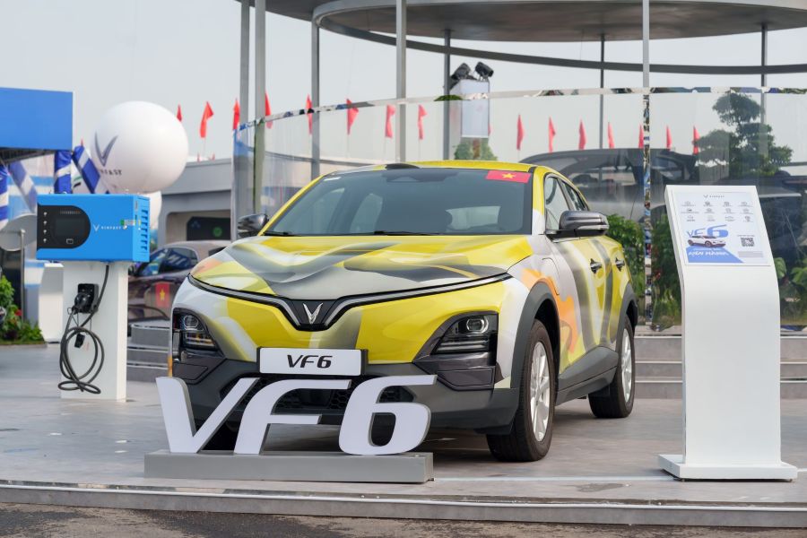 VinFast VF 6: “Ngôi sao” phân khúc SUV cỡ B chinh phục gia đình trẻ