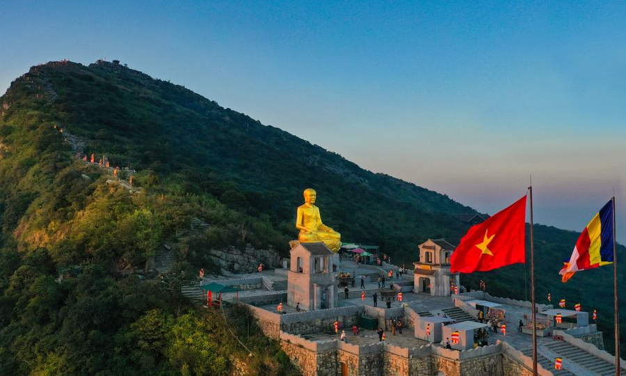 Quần thể di tích và danh thắng Yên Tử - Vĩnh Nghiêm, Côn Sơn, Kiếp là Di sản Văn hóa Thế giới