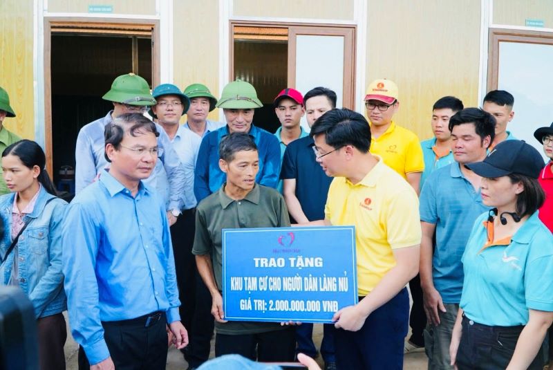 Quỹ Thiện Tâm đón nhận Huân chương Lao động hạng Nhất của Chủ tịch nước 