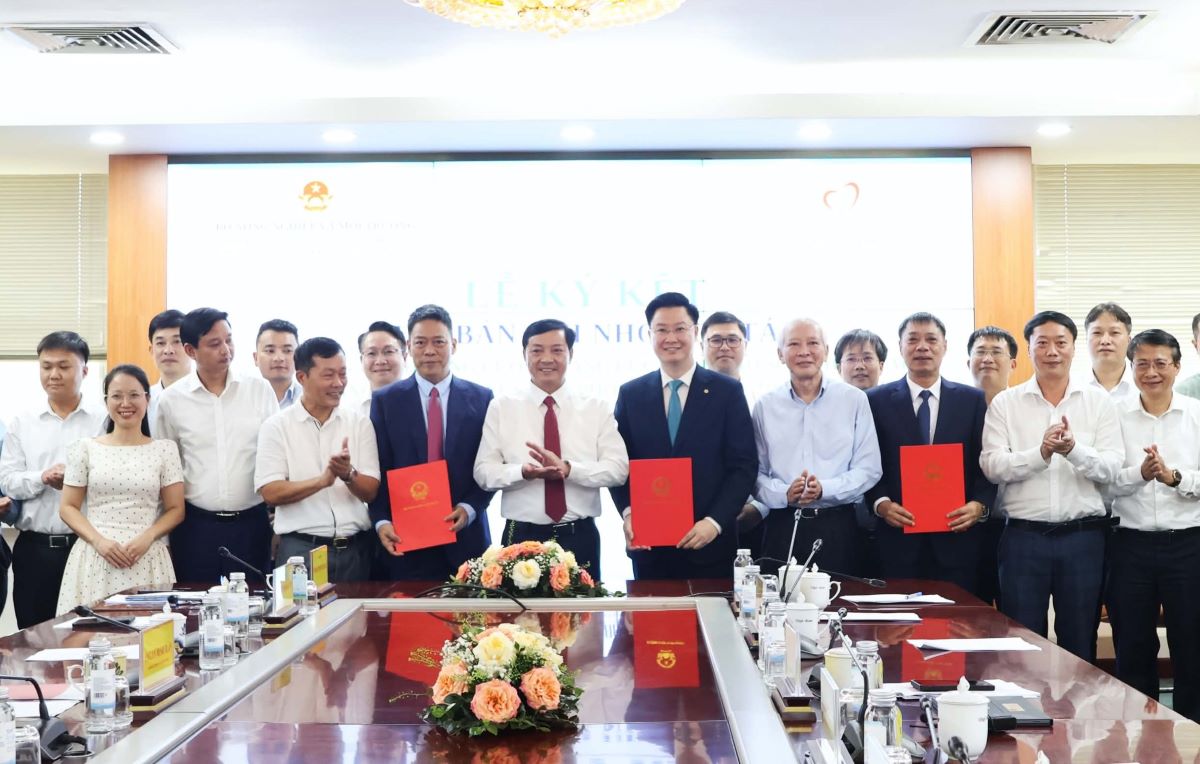 Quỹ Thiện T&acirc;m hợp t&aacute;c với Bộ N&ocirc;ng nghiệp v&agrave; M&ocirc;i trường ph&aacute;t triển c&ocirc;ng cụ dự b&aacute;o, cảnh b&aacute;o sớm thi&ecirc;n tai