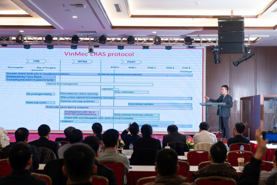 Tiến bộ trong phẫu thuật nội soi v&agrave; robot mở ra cơ hội sống chất lượng hơn cho bệnh nh&acirc;n ung thư thực quản