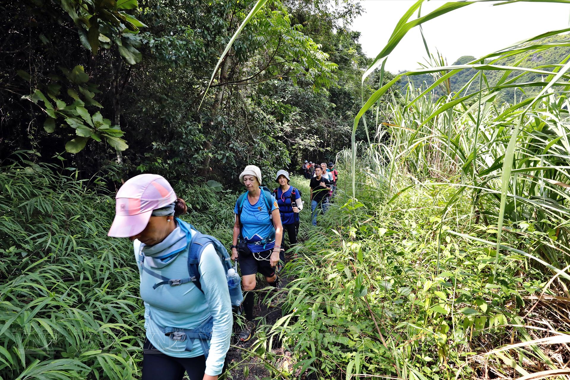 Bảo vệ v&agrave; ph&aacute;t huy quyền văn h&oacute;a tại c&aacute;c di sản v&igrave; sự ph&aacute;t triển bền vững