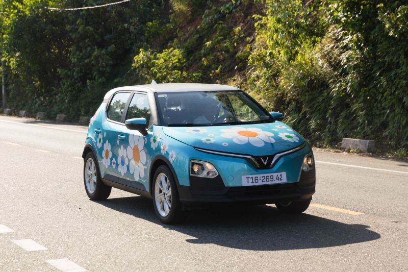 Thời b&atilde;o gi&aacute; xăng, cầm 500 triệu đồng mua xe n&agrave;o vừa &ldquo;nh&agrave;n đầu&rdquo;, vừa tiết kiệm?