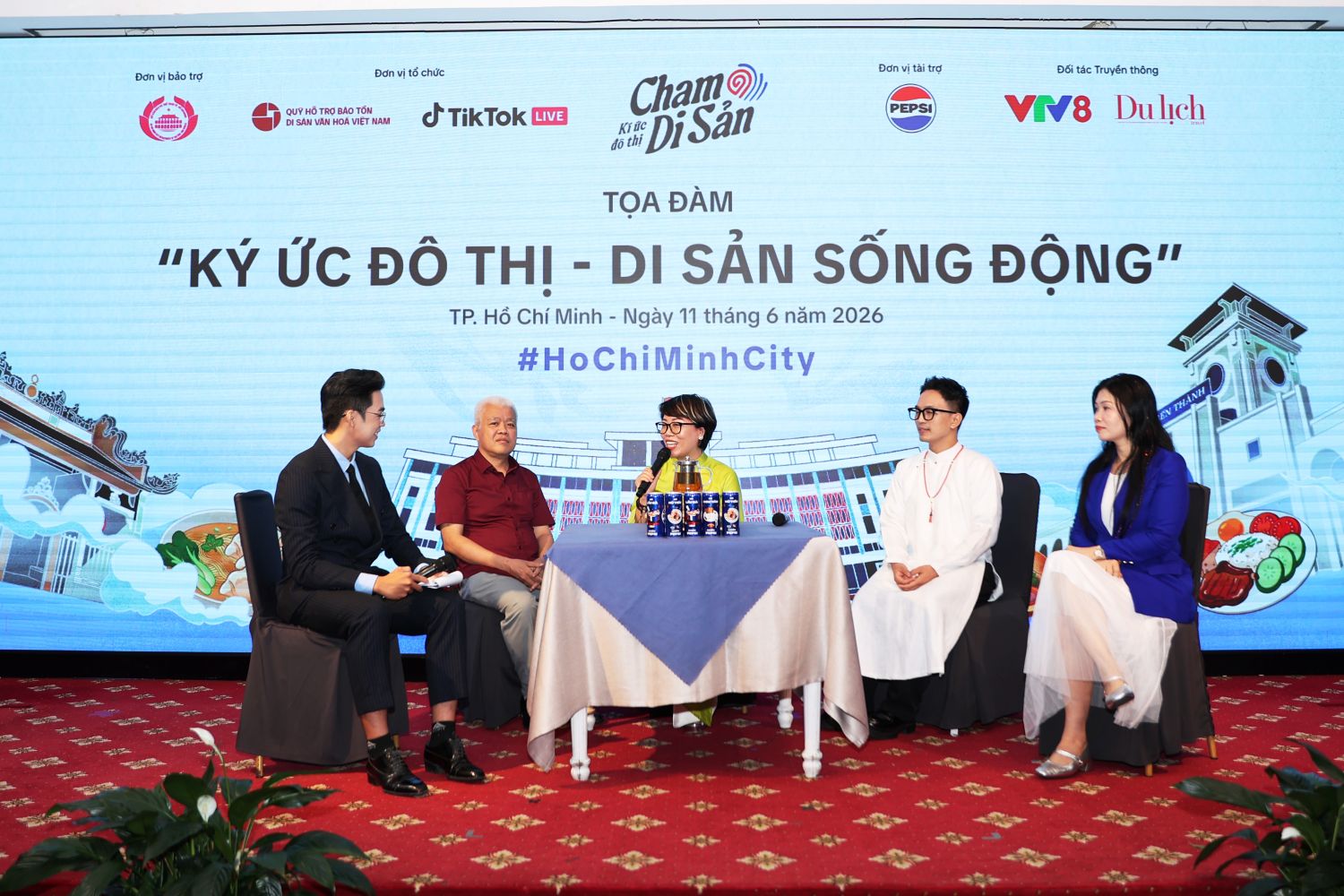 &ldquo;Chạm di sản - K&yacute; ức đ&ocirc; thị&rdquo;: H&agrave;nh tr&igrave;nh kh&aacute;m ph&aacute;, gắn kết, lan tỏa gi&aacute; trị văn h&oacute;a đến cộng đồng